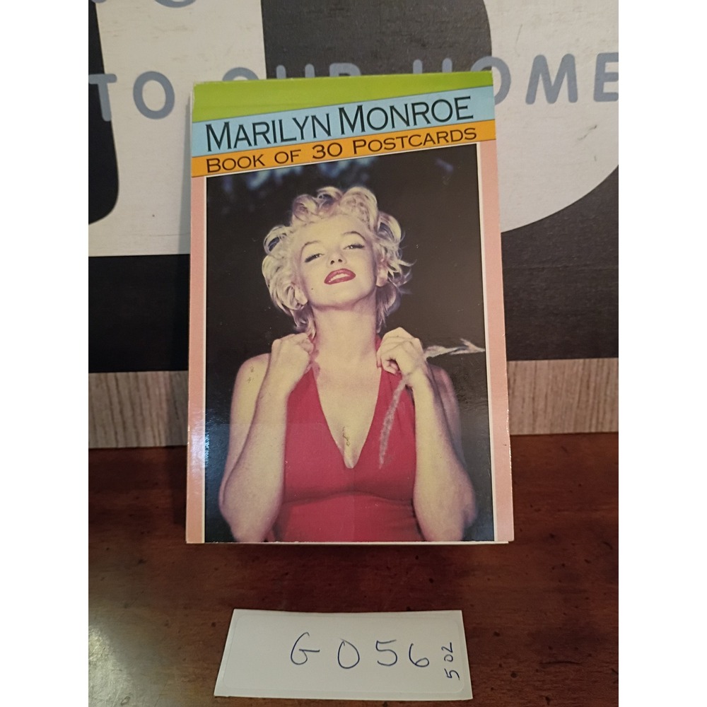 Vintage Marilyn Monroe Book of 30 Postcards Magna Books Collectible Photography